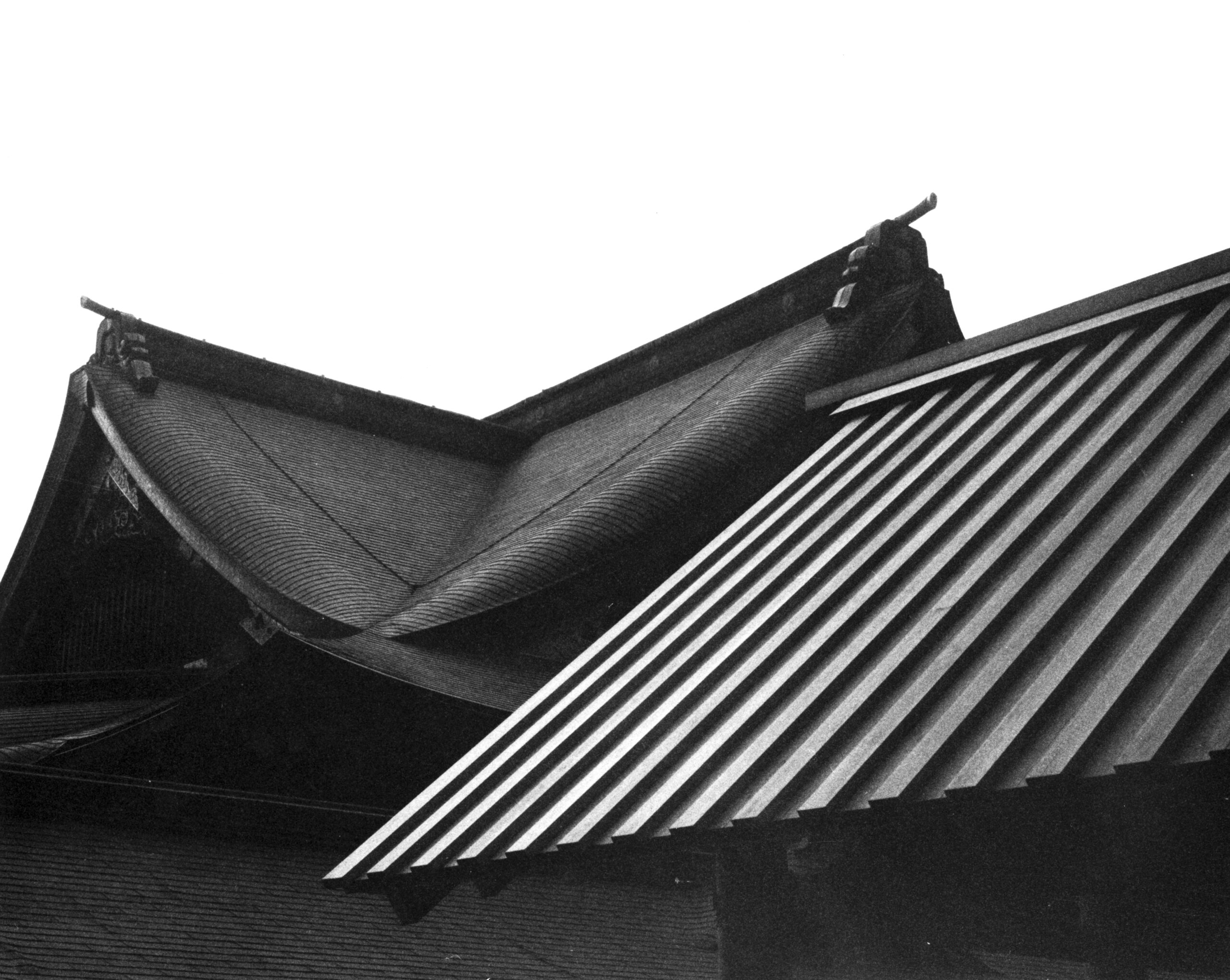 B&W photography by Thomas Beswick, Filmmaker based in Tokyo. Tokyo to Osaka Series 'Ise'