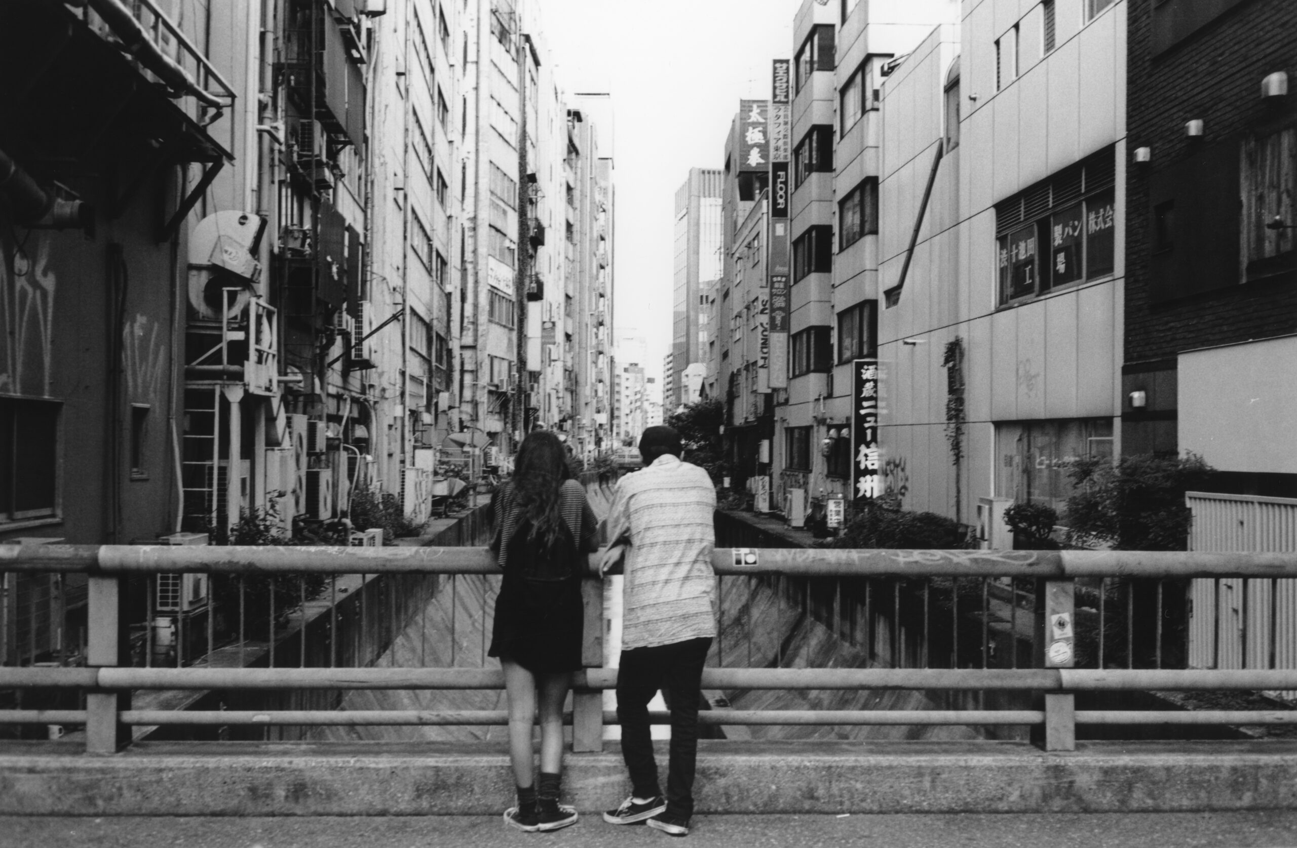 B&W photography by Thomas Beswick, Filmmaker based in Tokyo. Tokyo Diary Series 'Tokyo dreamin'
