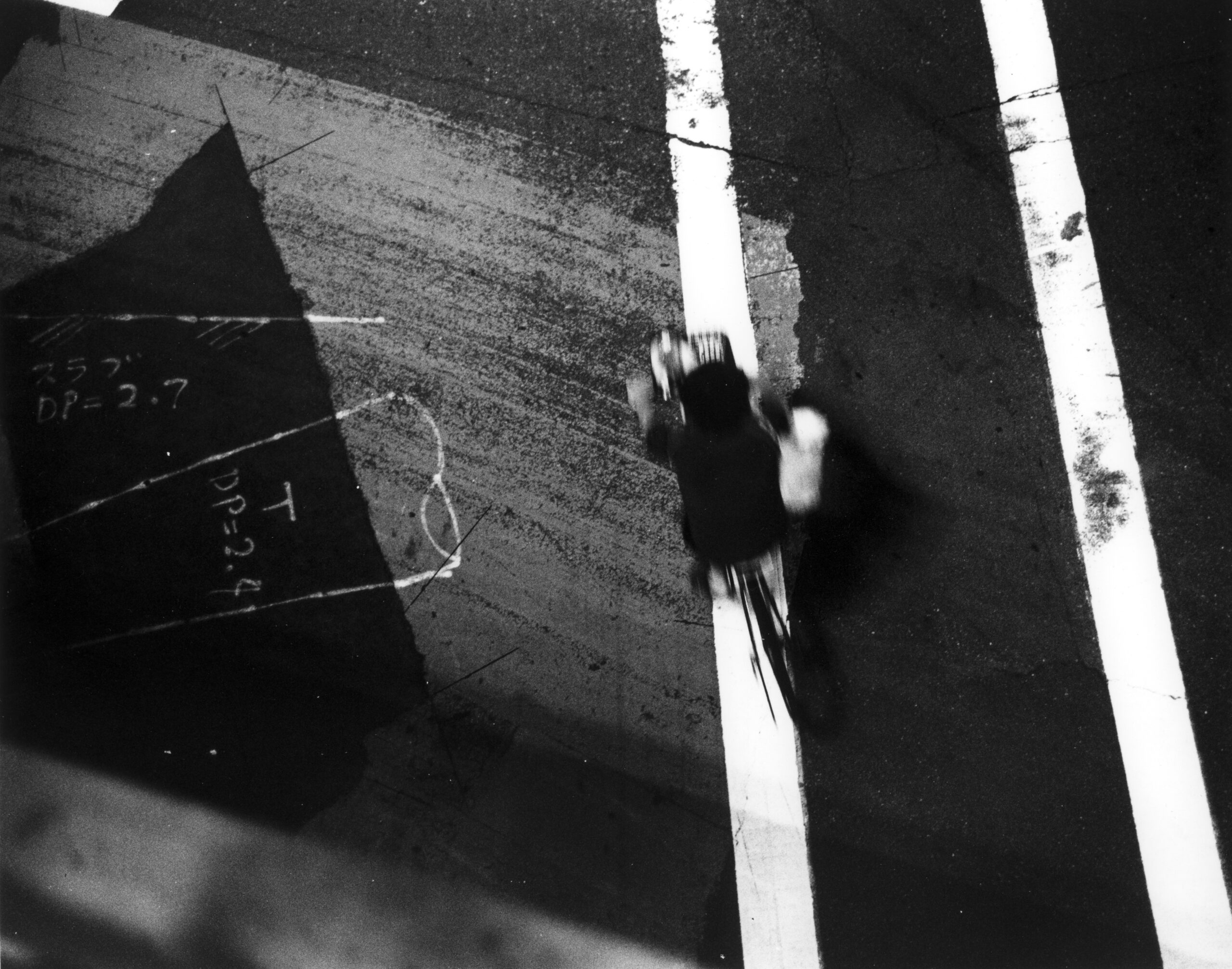 B&W photography by Thomas Beswick, Filmmaker based in Tokyo. Tokyo to Osaka Series 'bicycle'