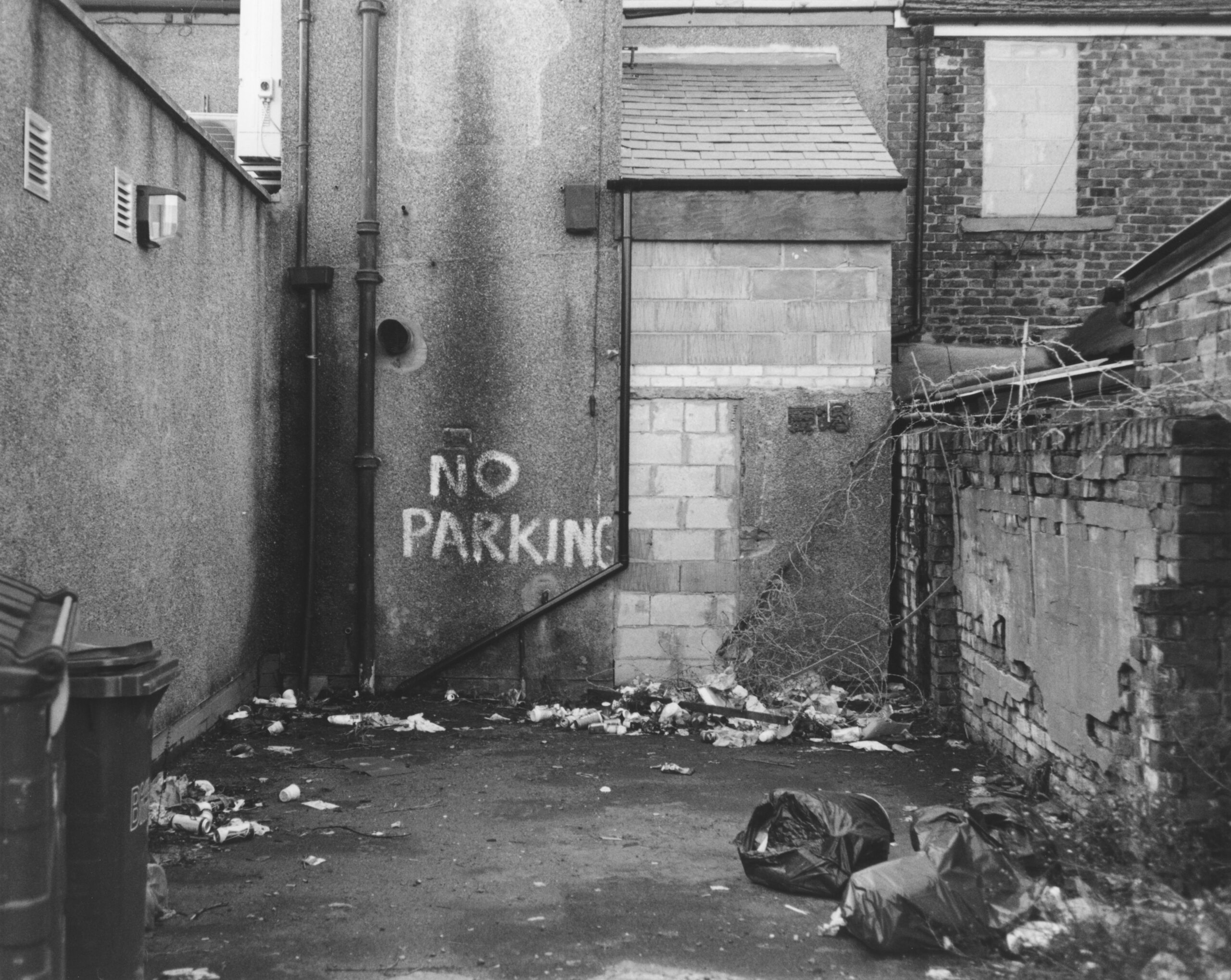 B&W photography by Thomas Beswick, Filmmaker based in Tokyo. Winter Wonderland Series 'no parking'